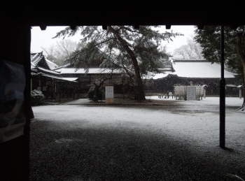 雪の水無瀬神宮