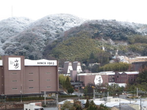 雪の山崎蒸溜所