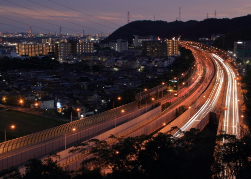 名神高速の夕景