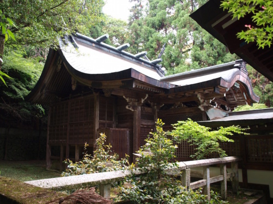 若山神社本殿