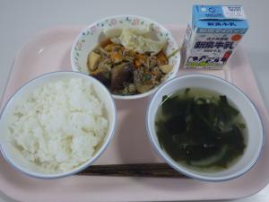 給食