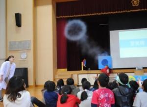 ⑥巨大空気砲の実験