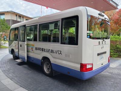 バス車体(後面)