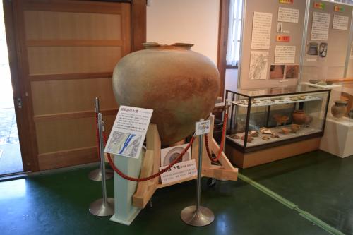 「須恵器　大甕」展示風景