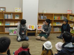 おはなしかいの様子