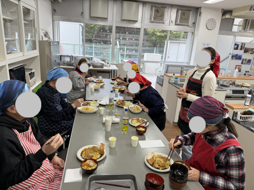 実食会の様子